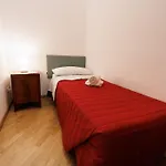 Dante Studio Apartment Super Central Next Metro By Houseinnaples